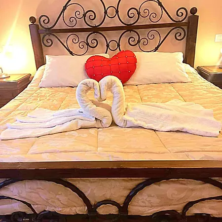 Holiday home Villino I Girasoli Chianni